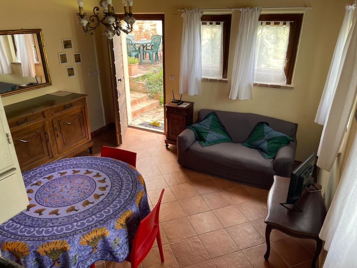 Al Giardino Degli Etruschi Guest House Chiusi Eksteriør bilde